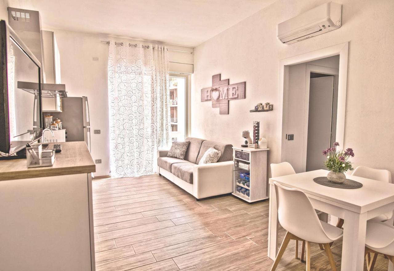 Bellini Lorenz Apartment Cagliari Exteriör bild