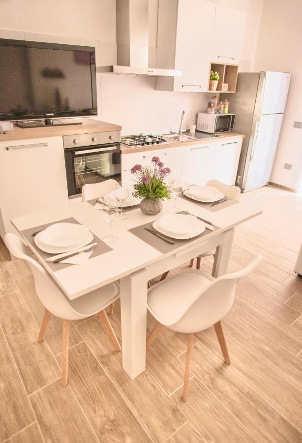 Bellini Lorenz Apartment Cagliari Exteriör bild