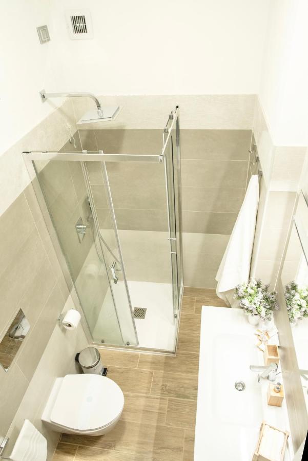 Bellini Lorenz Apartment Cagliari Exteriör bild