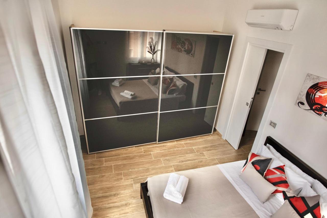 Bellini Lorenz Apartment Cagliari Exteriör bild