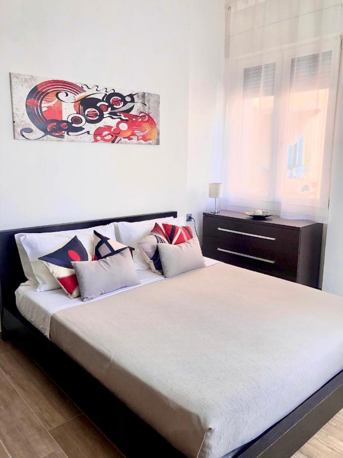 Bellini Lorenz Apartment Cagliari Exteriör bild